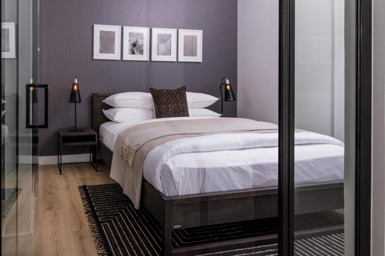 5 Star Elegant Apartments, Ellipse, Waterfall City, Midrand, Johannesburg *