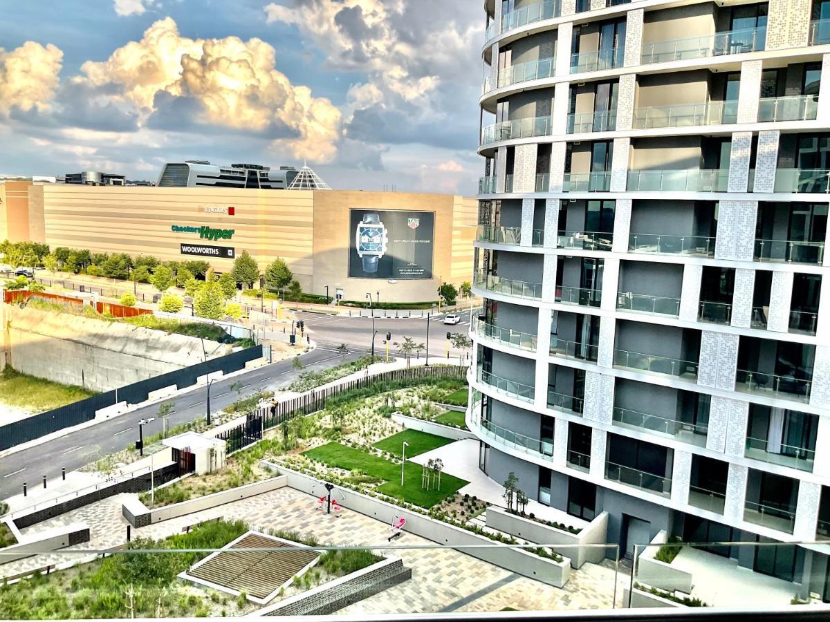 Apartment 5 Star Elegant Apartments, Ellipse, Waterfall City, Midrand, Johannesburg