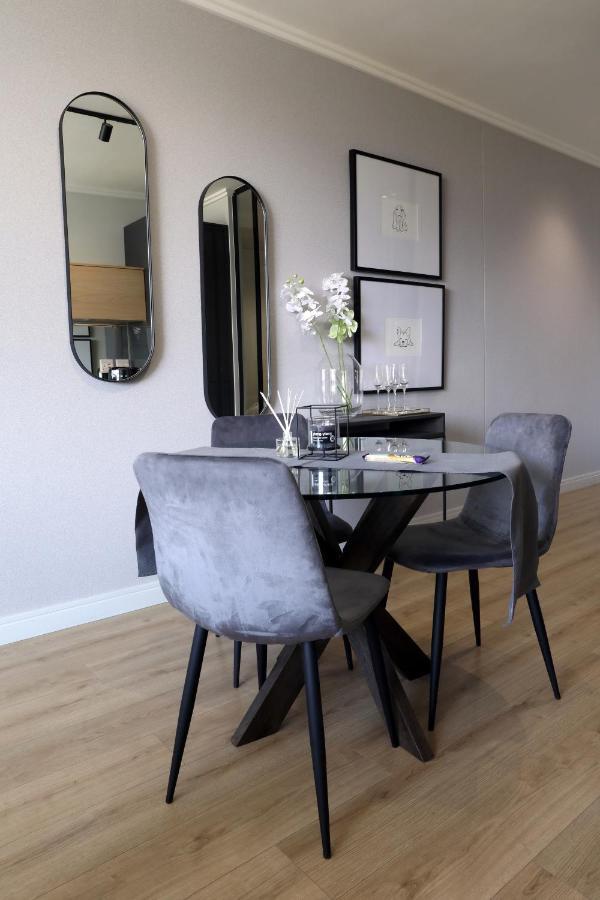 5 Star Elegant Apartments, Ellipse, Waterfall City, Midrand, Johannesburg * Midrand