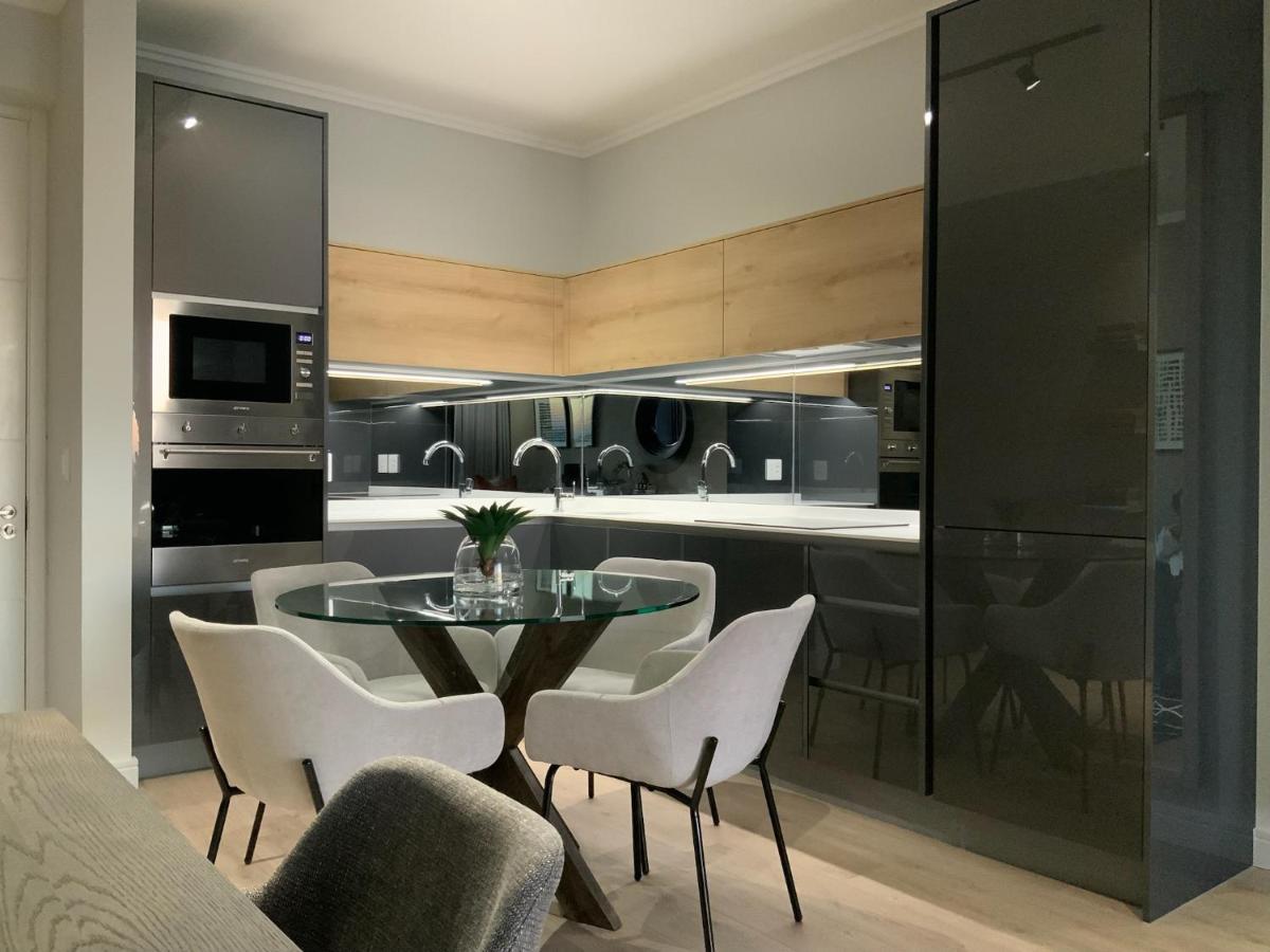 5 Star Elegant Apartments, Ellipse, Waterfall City, Midrand, Johannesburg * Midrand