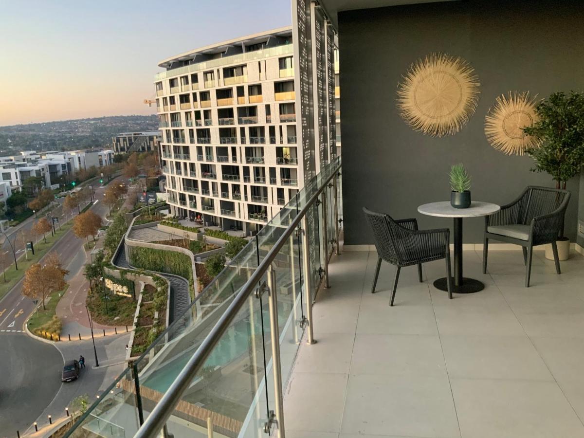 5 Star Elegant Apartments, Ellipse, Waterfall City, Midrand, Johannesburg Apartment Midrand