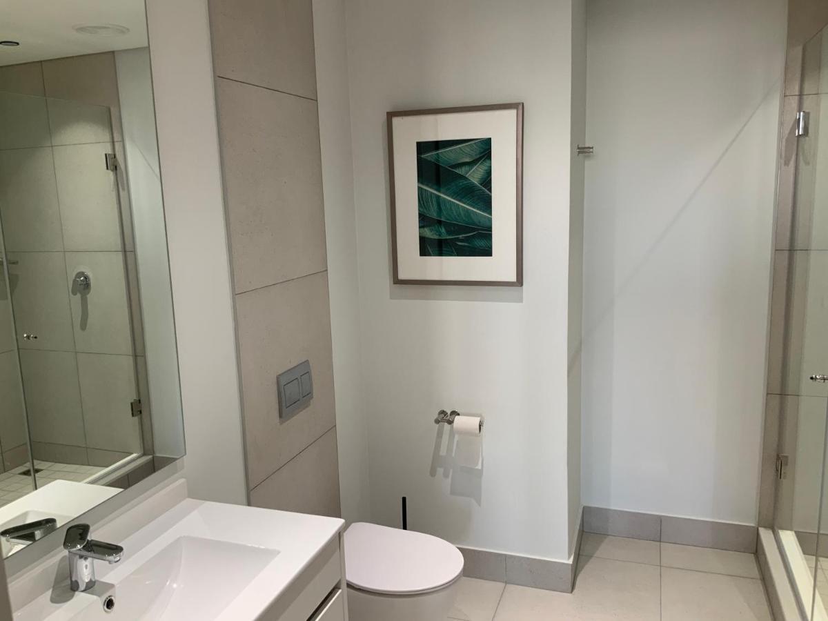 5 Star Elegant Apartments, Ellipse, Waterfall City, Midrand, Johannesburg Apartment *